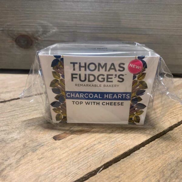 Thomas Fudge's Charcoal Hearts Top with Cheese Biscuits (100g)