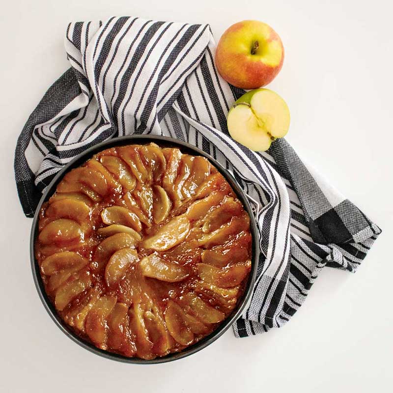 Maple Apple Upside-Down Cake