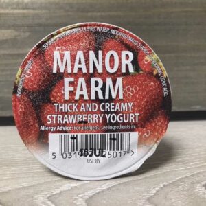 Manor Farm Strawberry Live Yogurt (125g)