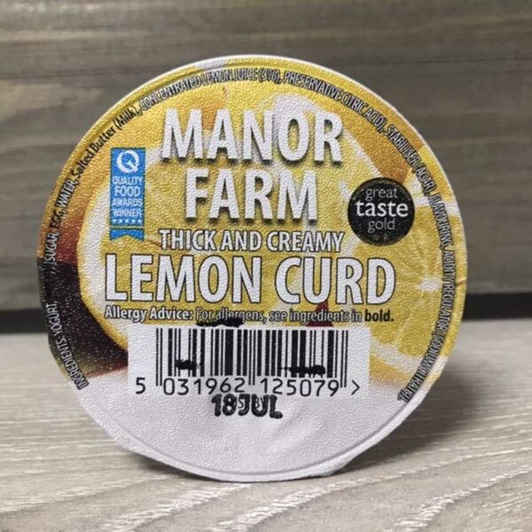 Manor Farm Lemon Curd Live Yogurt (125g)